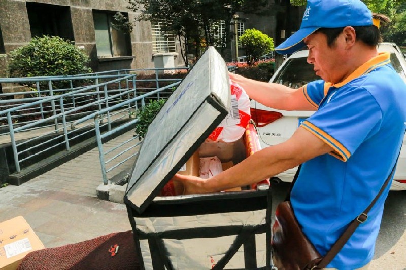 做同城配送炼成618单王 这位达达骑士有自