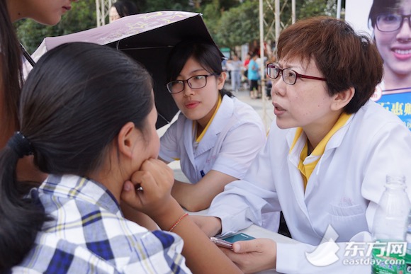 带着博导去下乡 记上海交大医学院博士服务团