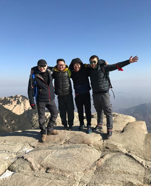 上海爸爸创建家校沟通公益APP不为群所困