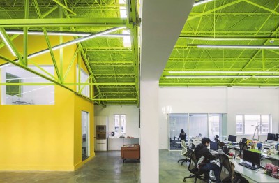 上海的城市气质:厚重老厂房流淌轻音乐