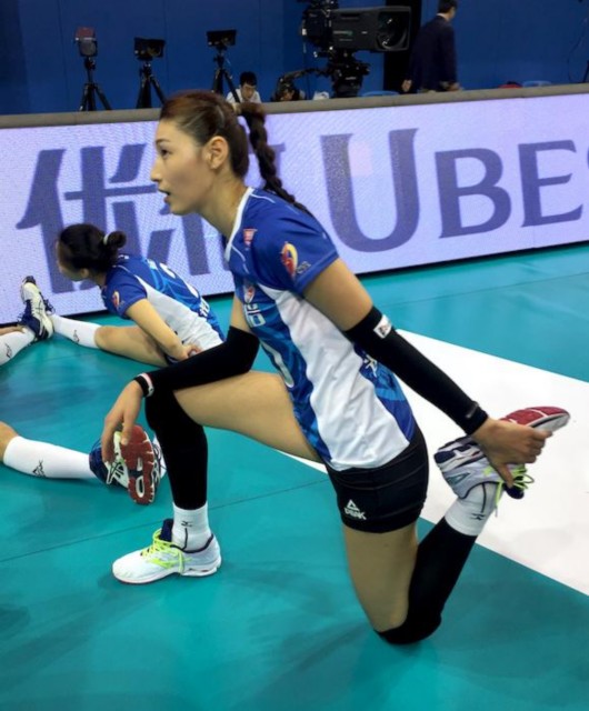 沪女排3比1战胜北京 外援金软景自带票房号召