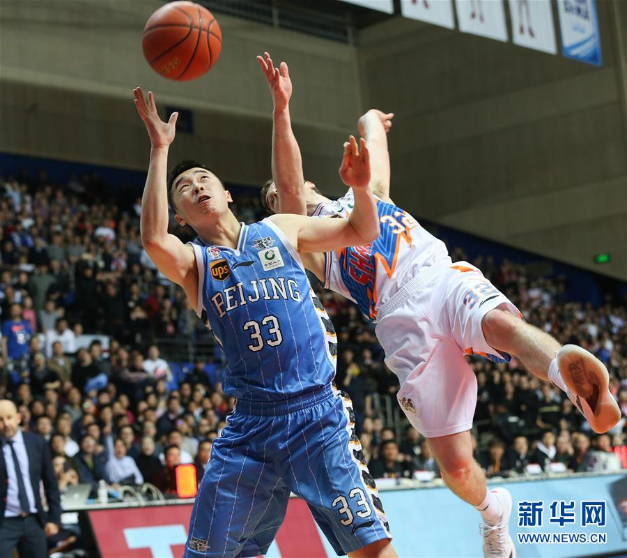 篮球—cba季后赛:北京首钢胜上海哔哩哔哩