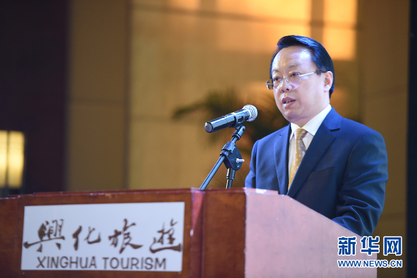 千垛菜花节迎来十年芳华兴化船娘传递美好祝