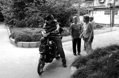 创多个第一的超大居民区 彭浦新村的前世今生