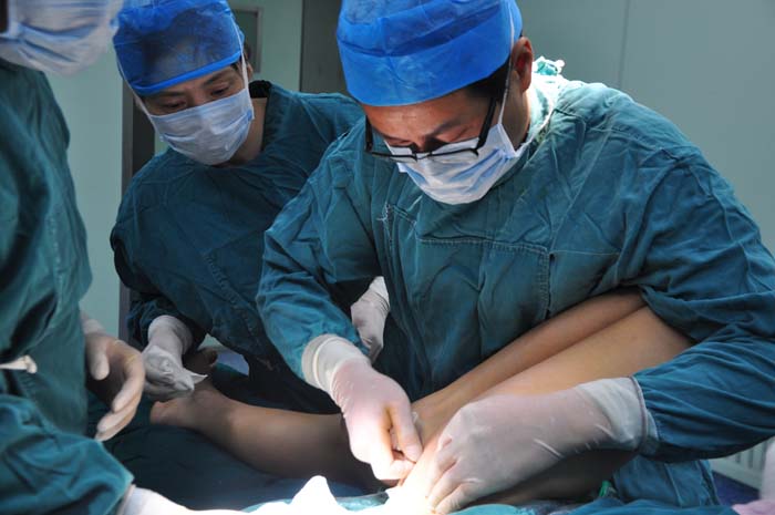 杨浦老年医院携手红十字会 轻快脚步义诊到沭