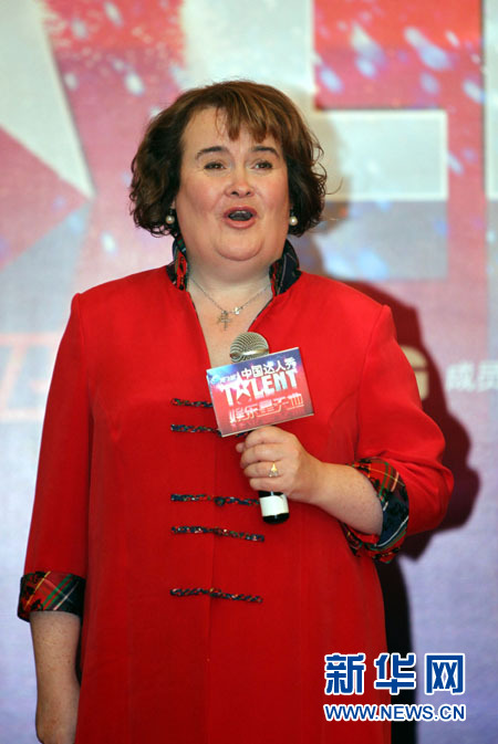 英国草根偶像苏珊大妈抵沪助阵《中国达人秀