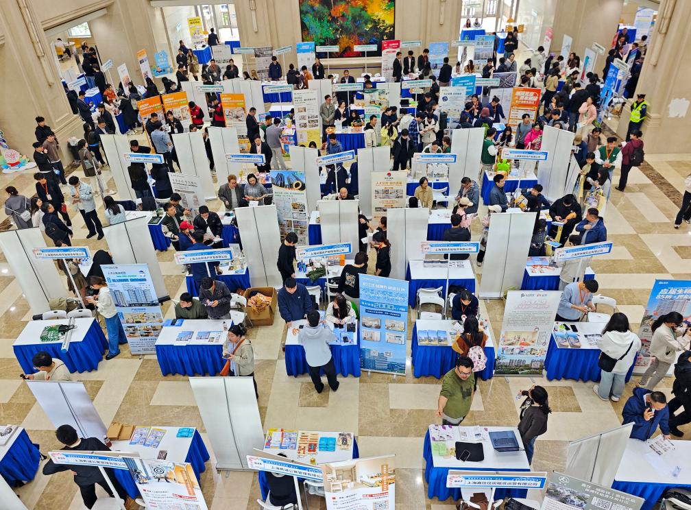 上海：保租房毕业季进校园  助力毕业生求职与安居