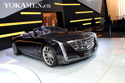 两车齐发 凯迪拉克亮相2012北京国际车展