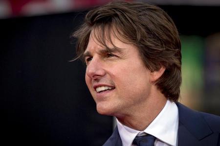 上海在职员工被曝开专车 单位或可解除其劳动