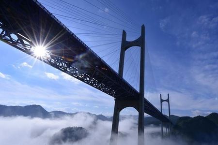 量化对冲基金逆市盈利出风头 高频交易受限