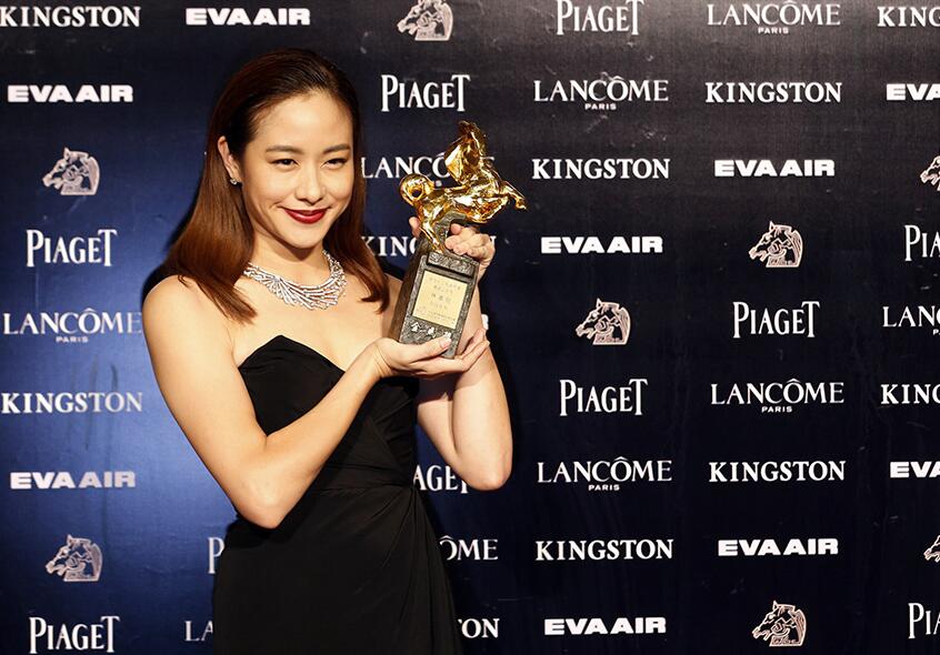 袁珊珊开<em>马甲线</em>培训课 <em>马甲线怎么</em>练出来-新华