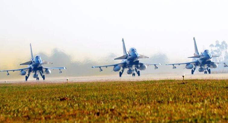 <em>袁珊珊</em>开<em>马甲线</em>培训课 <em>马甲线怎么</em>练出来-新华