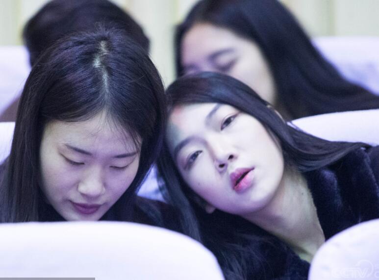 新静安举行上海首项群众性乒乓球赛 王励勤为